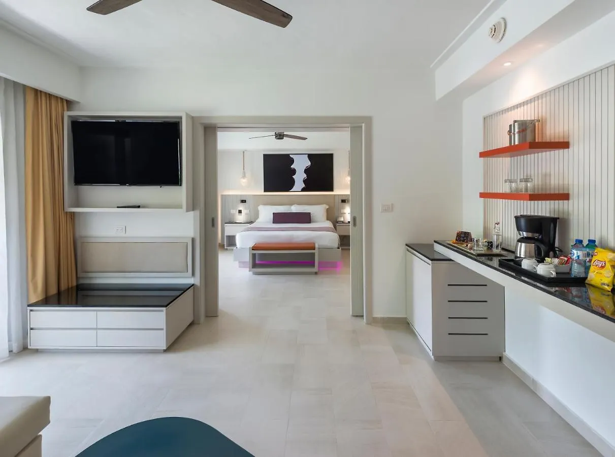 Royalton Chic Punta Cana, An Autograph Collection All-Inclusive Resort & Casino, Adults Only 5*,  Den Dominikanske Republik